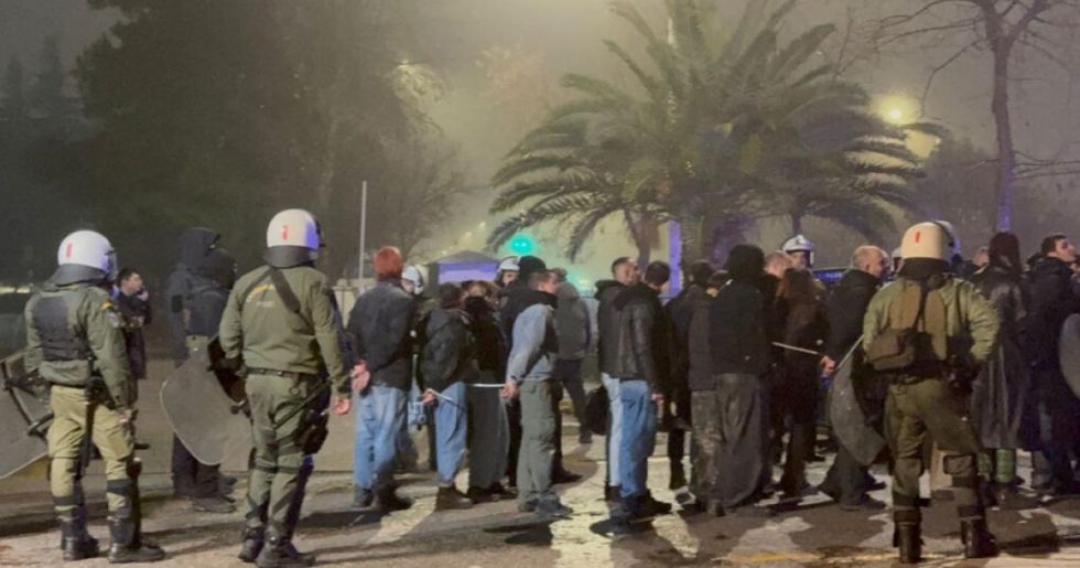 Γλέντι Τσικνοπέμπτης ενάντια στον κρατικό αυταρχισμό